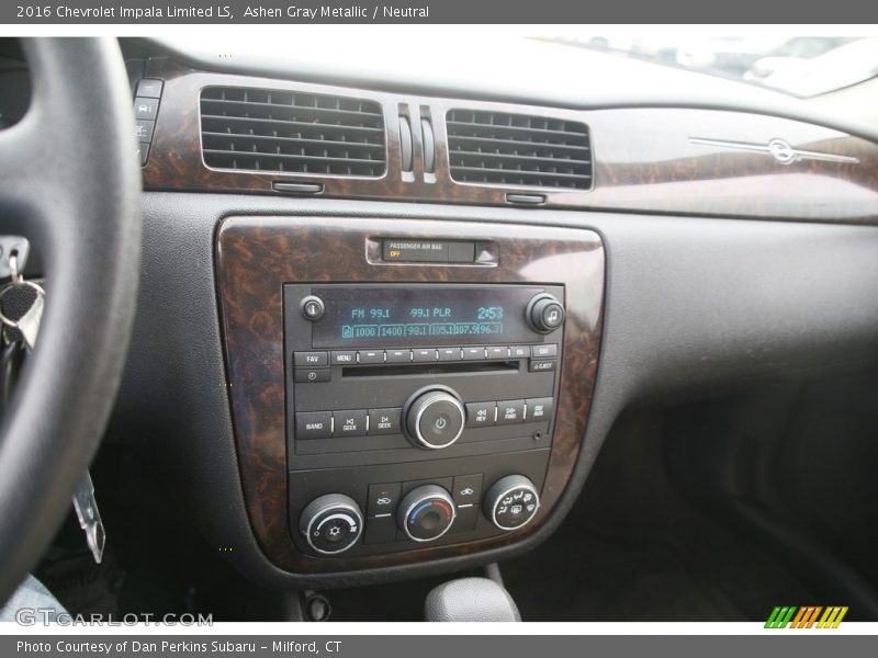 Controls of 2016 Impala Limited LS