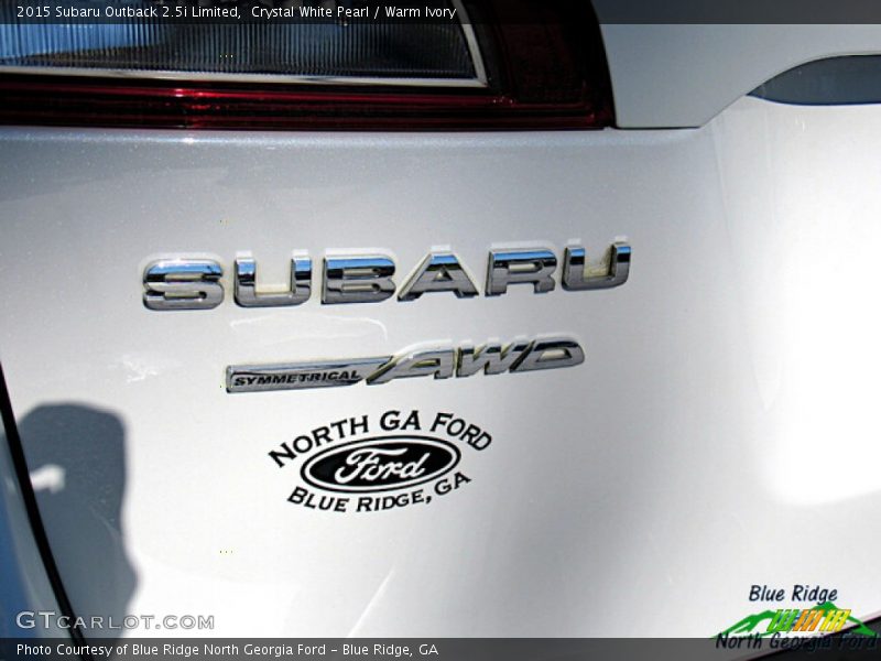 Crystal White Pearl / Warm Ivory 2015 Subaru Outback 2.5i Limited