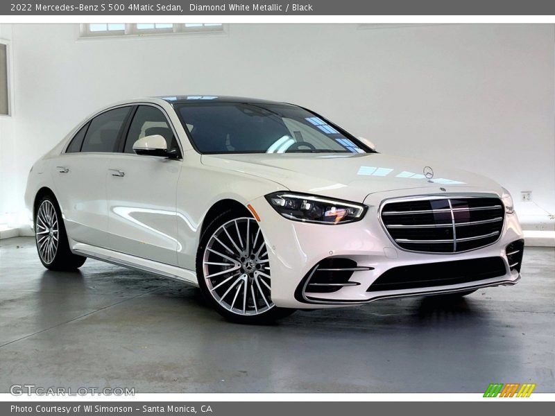 Front 3/4 View of 2022 S 500 4Matic Sedan