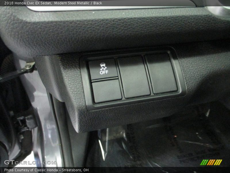 Modern Steel Metallic / Black 2018 Honda Civic EX Sedan