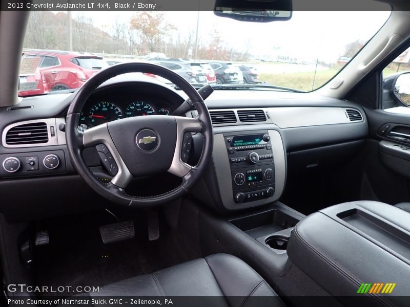 Black / Ebony 2013 Chevrolet Avalanche LT 4x4