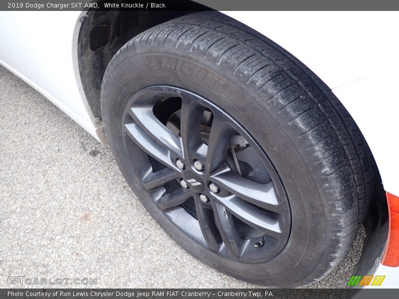 White Knuckle / Black 2019 Dodge Charger SXT AWD