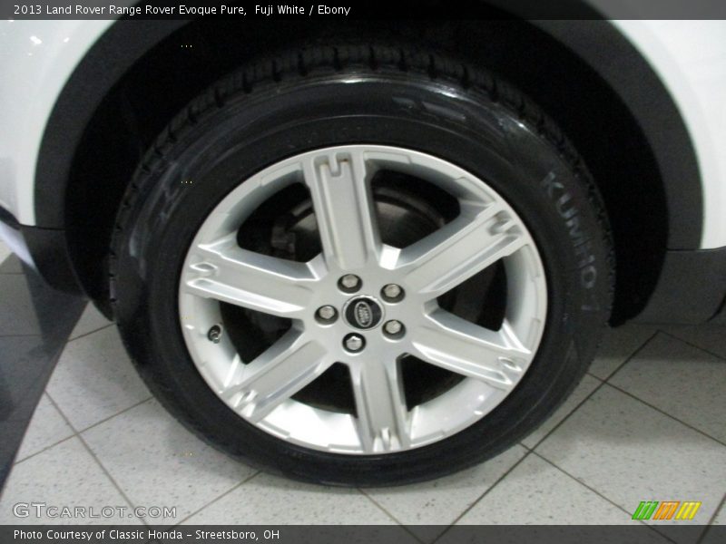 Fuji White / Ebony 2013 Land Rover Range Rover Evoque Pure