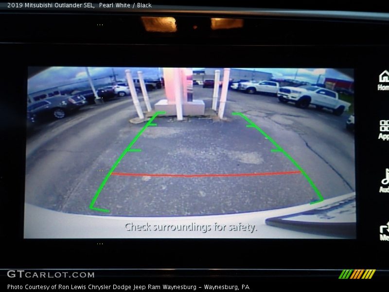 Pearl White / Black 2019 Mitsubishi Outlander SEL