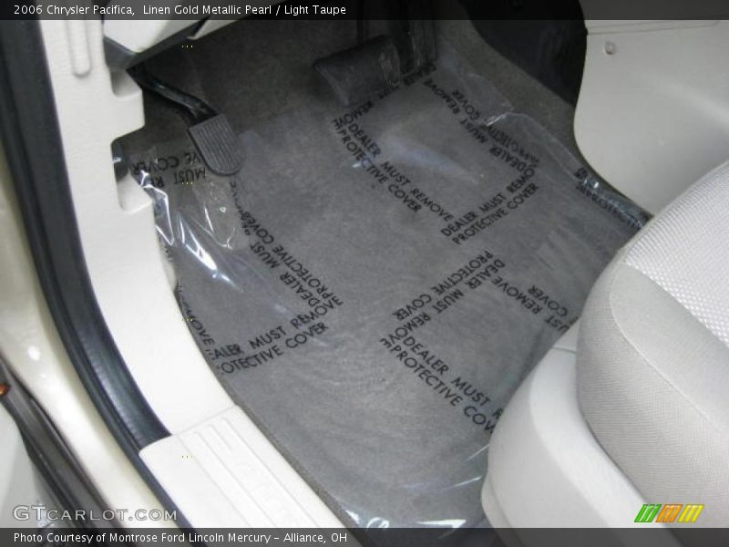 Linen Gold Metallic Pearl / Light Taupe 2006 Chrysler Pacifica