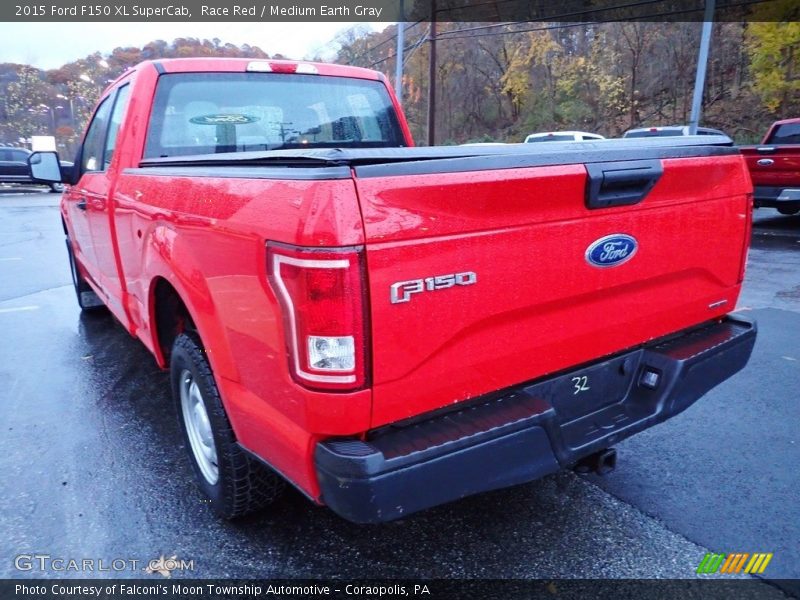 Race Red / Medium Earth Gray 2015 Ford F150 XL SuperCab
