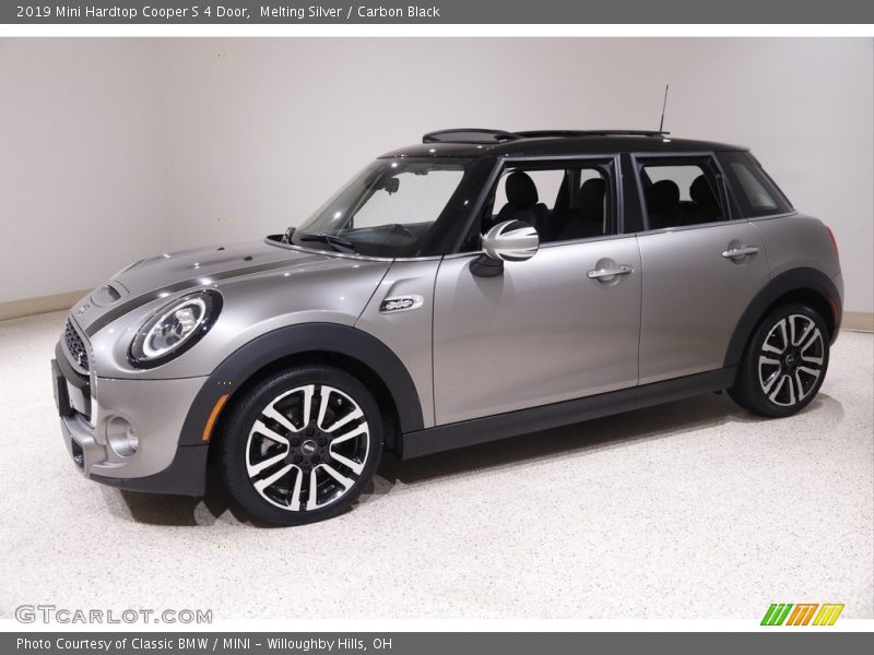 Front 3/4 View of 2019 Hardtop Cooper S 4 Door