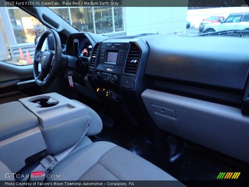 Race Red / Medium Earth Gray 2015 Ford F150 XL SuperCab