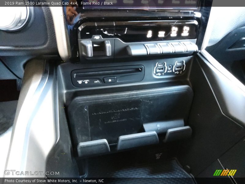 Flame Red / Black 2019 Ram 1500 Laramie Quad Cab 4x4