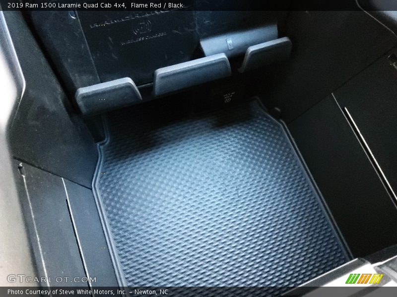 Flame Red / Black 2019 Ram 1500 Laramie Quad Cab 4x4