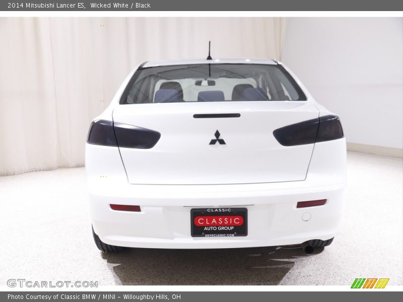 Wicked White / Black 2014 Mitsubishi Lancer ES