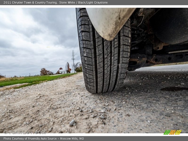 Stone White / Black/Light Graystone 2011 Chrysler Town & Country Touring