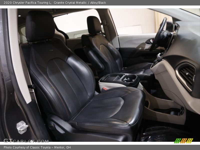 Granite Crystal Metallic / Alloy/Black 2020 Chrysler Pacifica Touring L