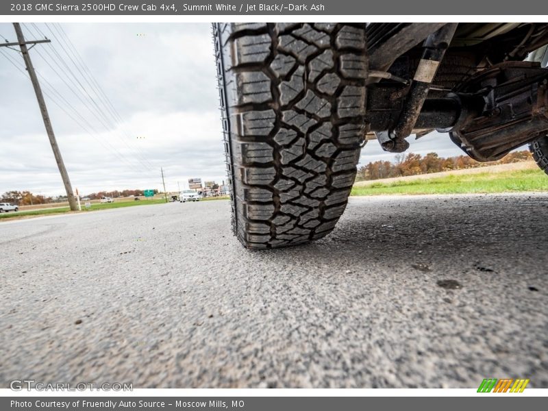 Summit White / Jet Black/­Dark Ash 2018 GMC Sierra 2500HD Crew Cab 4x4