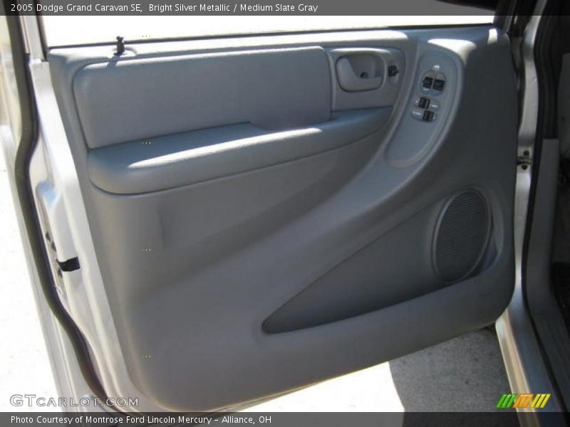 Bright Silver Metallic / Medium Slate Gray 2005 Dodge Grand Caravan SE