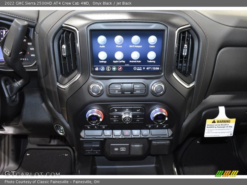 Onyx Black / Jet Black 2022 GMC Sierra 2500HD AT4 Crew Cab 4WD