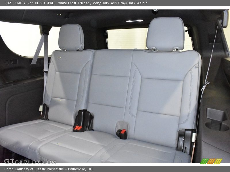 White Frost Tricoat / Very Dark Ash Gray/Dark Walnut 2022 GMC Yukon XL SLT 4WD
