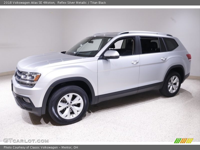 Reflex Silver Metallic / Titan Black 2018 Volkswagen Atlas SE 4Motion