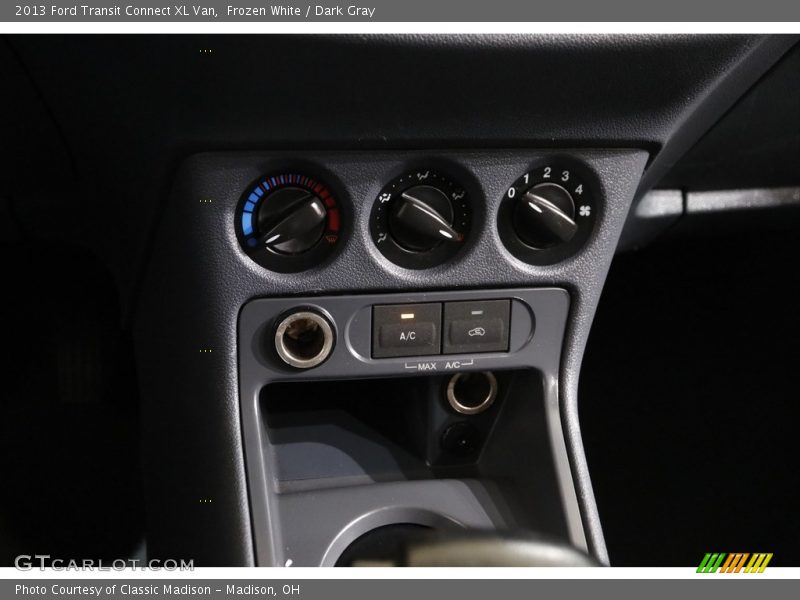 Frozen White / Dark Gray 2013 Ford Transit Connect XL Van