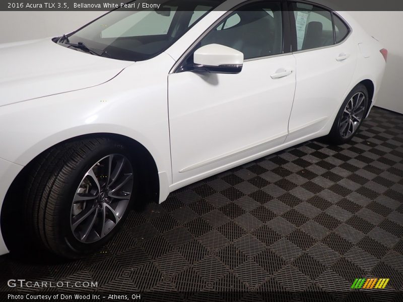 Bellanova White Pearl / Ebony 2016 Acura TLX 3.5