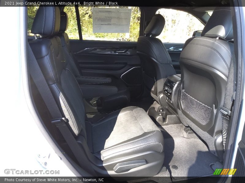 Bright White / Black 2021 Jeep Grand Cherokee L Altitude 4x4
