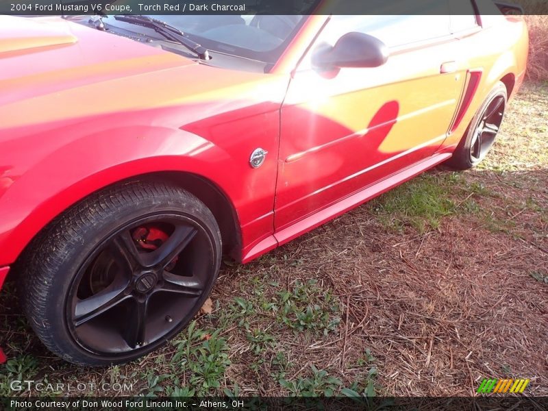 Torch Red / Dark Charcoal 2004 Ford Mustang V6 Coupe