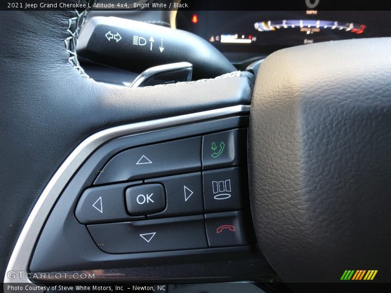 Bright White / Black 2021 Jeep Grand Cherokee L Altitude 4x4
