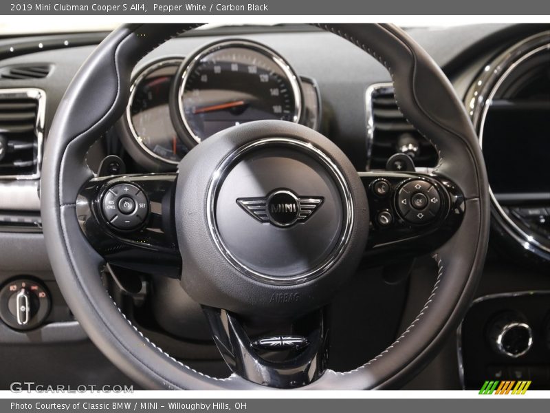 Pepper White / Carbon Black 2019 Mini Clubman Cooper S All4