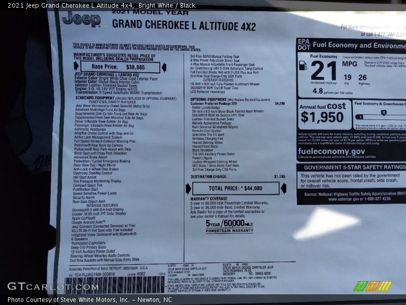 Bright White / Black 2021 Jeep Grand Cherokee L Altitude 4x4