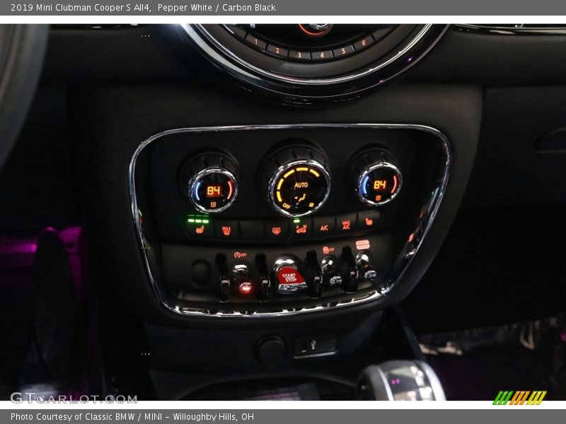 Pepper White / Carbon Black 2019 Mini Clubman Cooper S All4