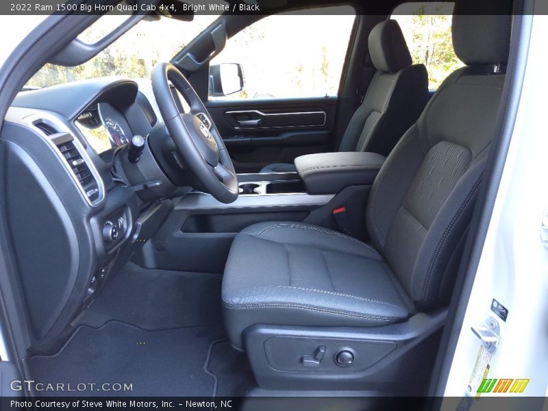 Bright White / Black 2022 Ram 1500 Big Horn Quad Cab 4x4