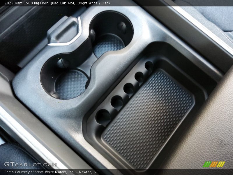 Bright White / Black 2022 Ram 1500 Big Horn Quad Cab 4x4