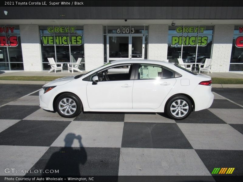 Super White / Black 2021 Toyota Corolla LE
