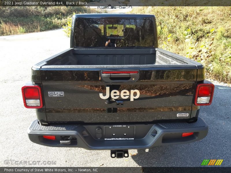 Black / Black 2021 Jeep Gladiator Overland 4x4