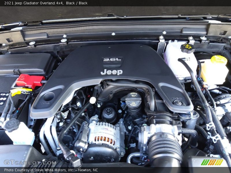 Black / Black 2021 Jeep Gladiator Overland 4x4