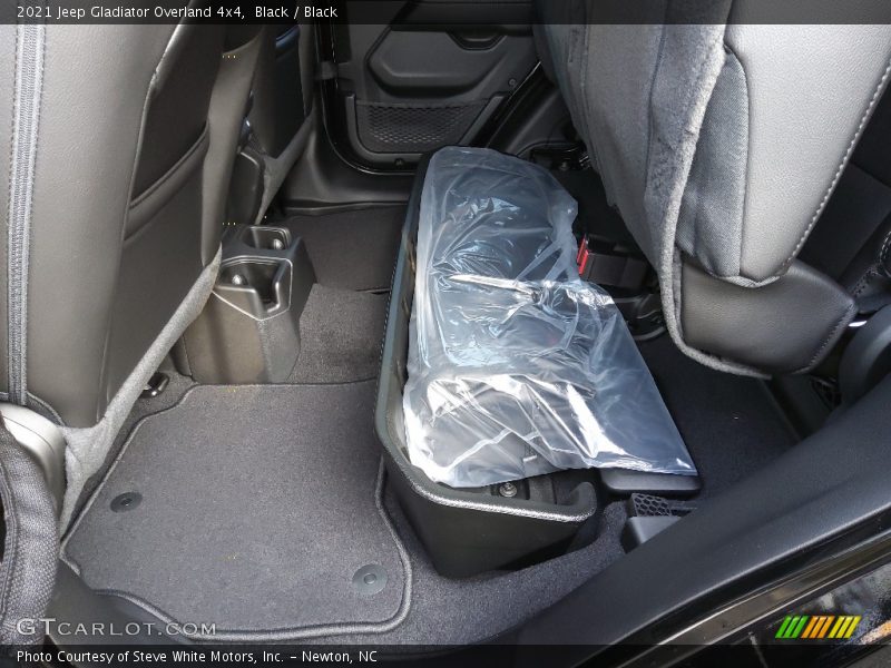 Black / Black 2021 Jeep Gladiator Overland 4x4