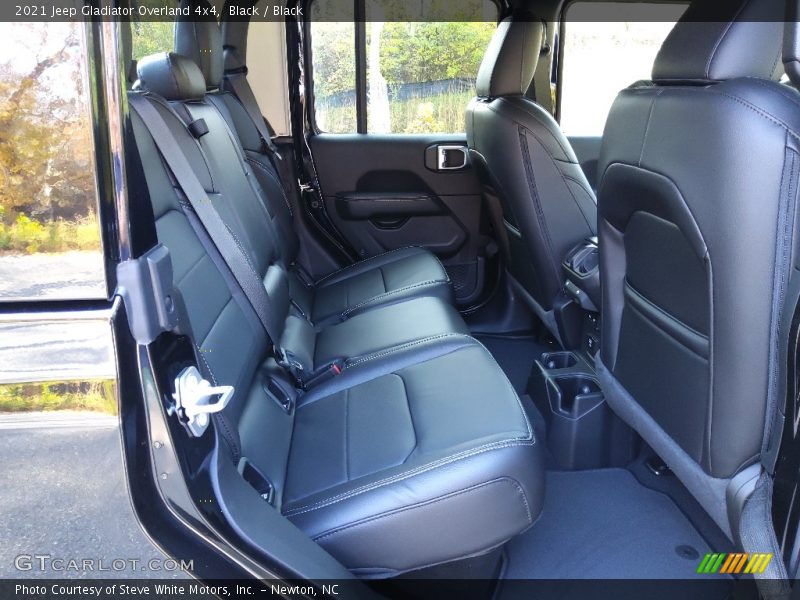 Black / Black 2021 Jeep Gladiator Overland 4x4