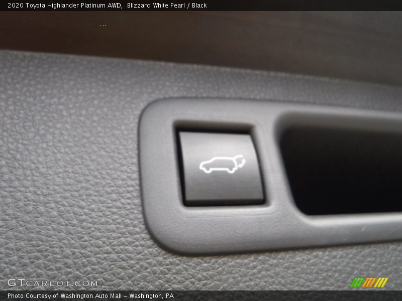 Blizzard White Pearl / Black 2020 Toyota Highlander Platinum AWD