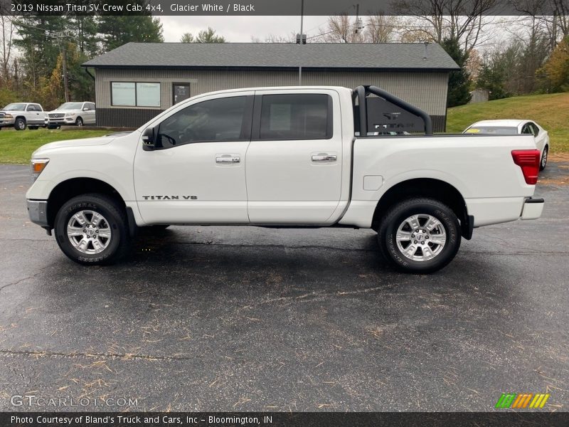 Glacier White / Black 2019 Nissan Titan SV Crew Cab 4x4