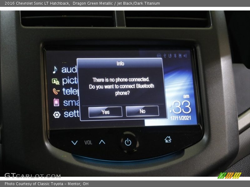 Dragon Green Metallic / Jet Black/Dark Titanium 2016 Chevrolet Sonic LT Hatchback