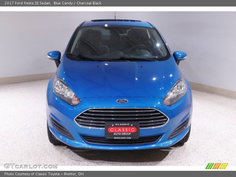 Blue Candy / Charcoal Black 2017 Ford Fiesta SE Sedan