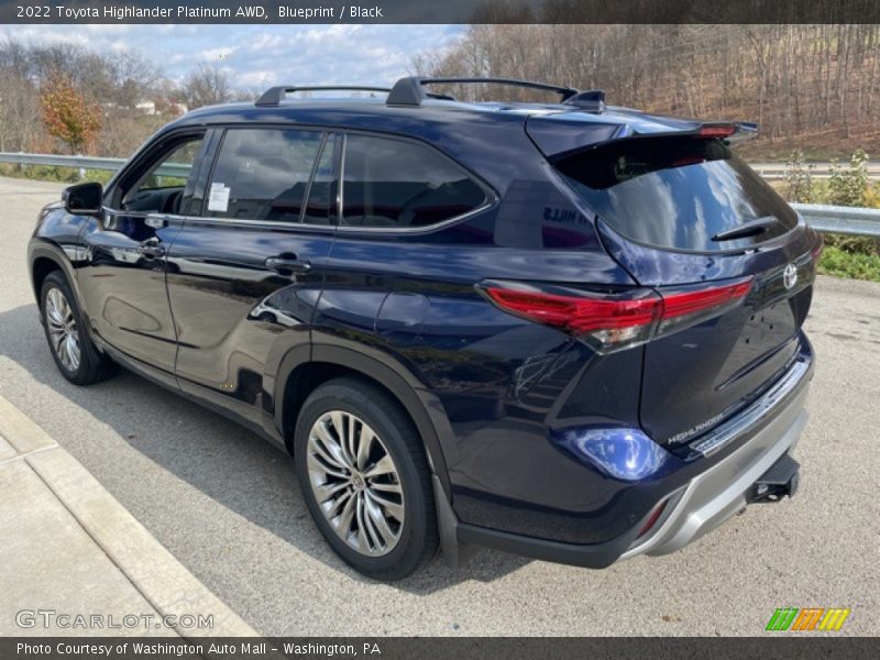 Blueprint / Black 2022 Toyota Highlander Platinum AWD