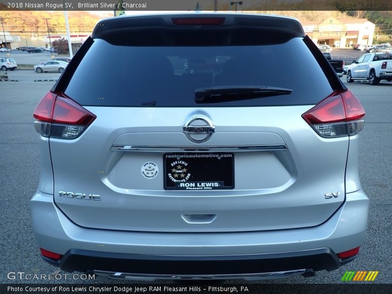 Brilliant Silver / Charcoal 2018 Nissan Rogue SV