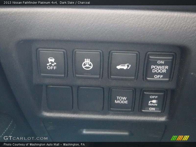 Dark Slate / Charcoal 2013 Nissan Pathfinder Platinum 4x4