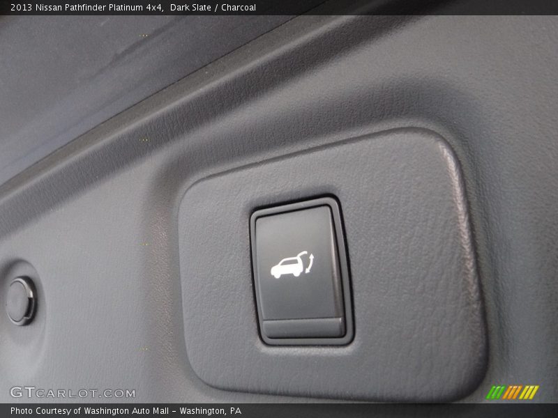 Dark Slate / Charcoal 2013 Nissan Pathfinder Platinum 4x4