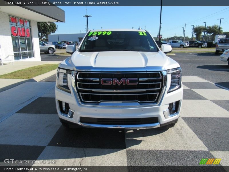 White Frost Tricoat / Dark Walnut/­Slate 2021 GMC Yukon SLT 4WD