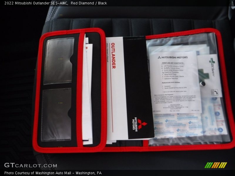 Books/Manuals of 2022 Outlander SE S-AWC