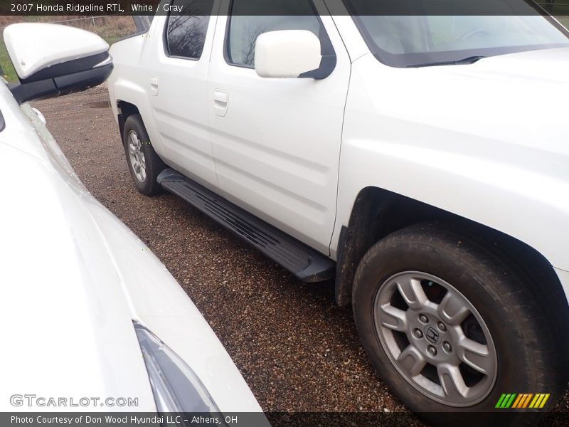 White / Gray 2007 Honda Ridgeline RTL