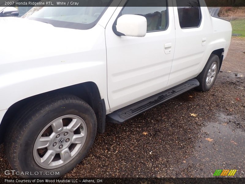 White / Gray 2007 Honda Ridgeline RTL