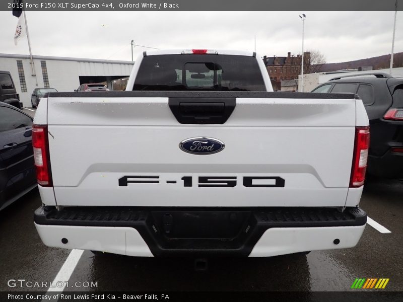 Oxford White / Black 2019 Ford F150 XLT SuperCab 4x4